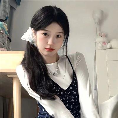 特别的她